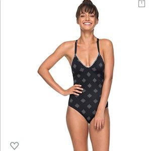 Roxy Take Me To the Sea Anthracite Pearly Tiles